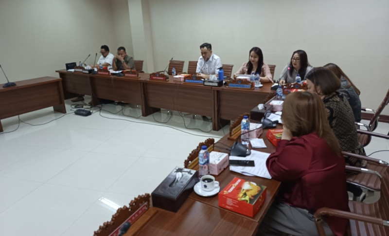 Ini Yang Disampaikan Laluyan Saat Komisi II Gelar RDP Bersama Mitra Kerja Dinas Koperasi Sulut