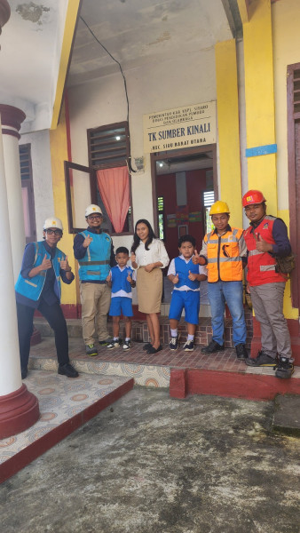 Dukung Sektor Pendidikan di Pulau Siau, PLN Berhasil Sambung Listrik 2 Taman Kanak-Kanak